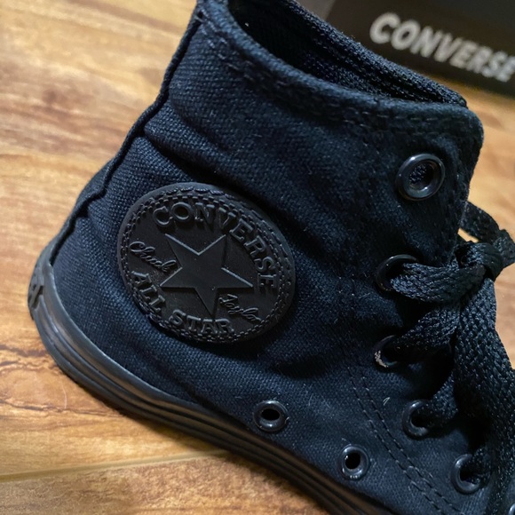 🖤 Black High-Top Converse All Stars - Picture 16 of 16